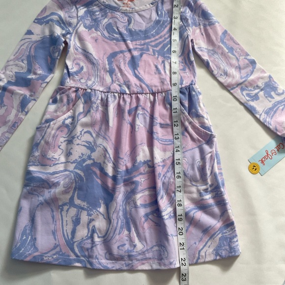 Cat & Jack toddler Girls Dress pink purple swirlLong sleeve
Size XS 4-5 - Picture 4 of 6